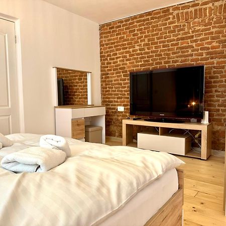 4Friendscentrubrasov Apartment Exterior photo